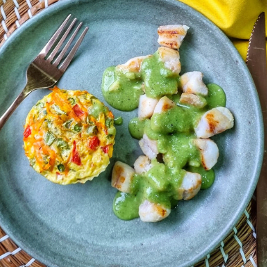 PEIXE AO PESTO DE MANJERICÃO